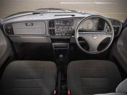 NO RESERVE - 1993 Saab 900 SE Low Pressure Turbo Te koop (foto 50 van 203)