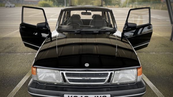 NO RESERVE - 1993 Saab 900 SE Low Pressure Turbo For Sale (picture :index of 46)