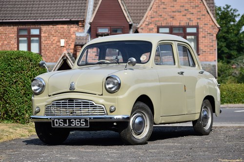 1957 Standard Eight à vendre (picture 1 of 164)