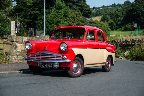 1958 Standard Pennant In vendita (immagine 1 di 135)
