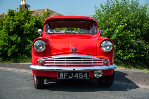 1958 Standard Pennant In vendita (immagine 3 di 135)