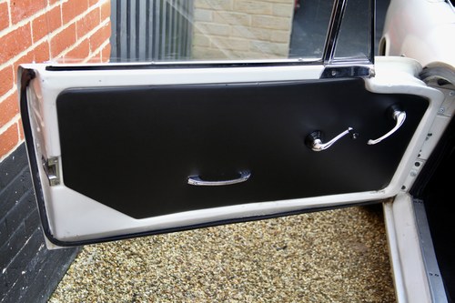 1967 Sunbeam Alpine Series V Te koop (foto 45 van 198)