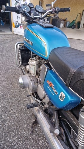 1976 Suzuki GT750 In vendita (immagine 25 di 37)