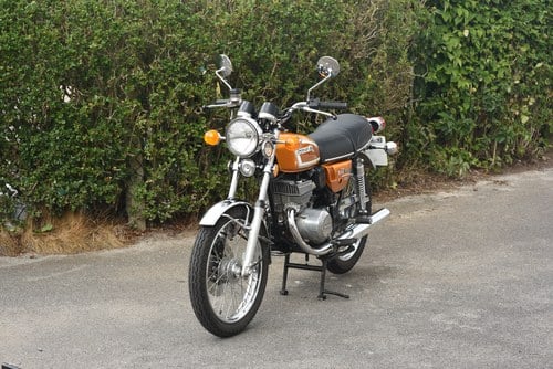 1974 Suzuki GT185 à vendre (picture 2 of 89)