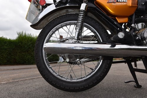 1974 Suzuki GT185 à vendre (picture 20 of 89)