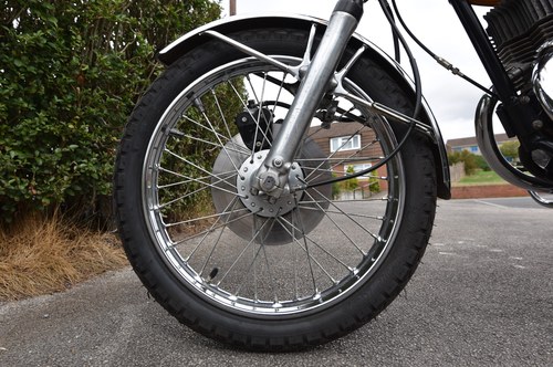 1974 Suzuki GT185 à vendre (picture 17 of 89)