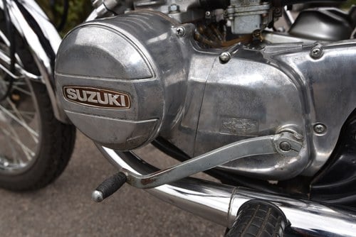 1974 Suzuki GT185 à vendre (picture 68 of 89)