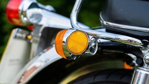 1976 Suzuki GT550 à vendre (picture 40 of 69)