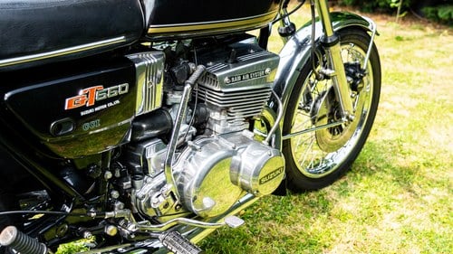 1976 Suzuki GT550 à vendre (picture 57 of 69)