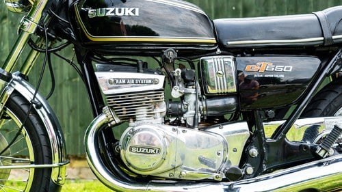 1976 Suzuki GT550 à vendre (picture 46 of 69)