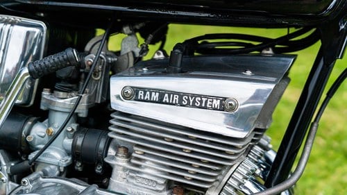 1976 Suzuki GT550 à vendre (picture 55 of 69)