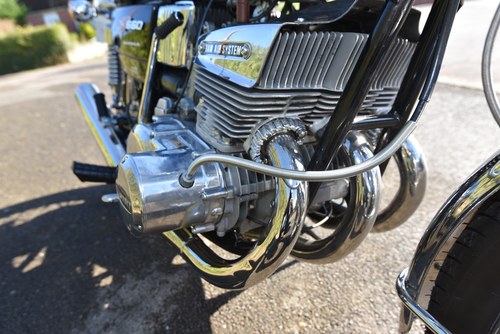 1976 Suzuki GT550 A-model In vendita (immagine 63 di 92)