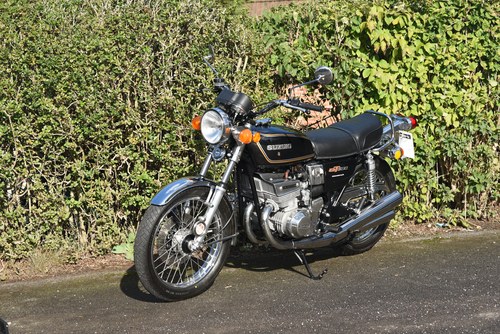 1976 Suzuki GT550 A-model In vendita (immagine 9 di 92)