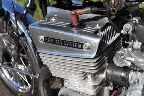 1976 Suzuki GT550 A-model In vendita (immagine 60 di 92)