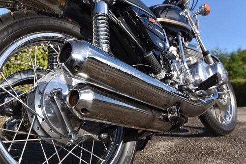 1976 Suzuki GT550 A-model In vendita (immagine 71 di 92)