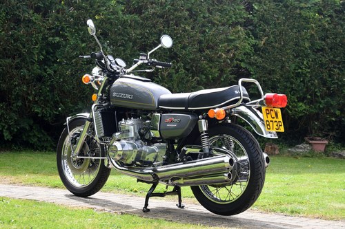 1976 Suzuki GT750A In vendita (immagine 14 di 128)