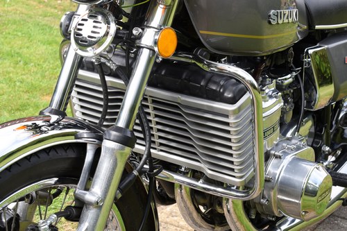 1976 Suzuki GT750A In vendita (immagine 94 di 128)