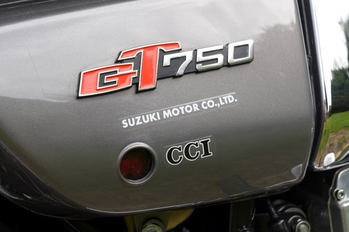 1976 Suzuki GT750A In vendita (immagine 71 di 128)