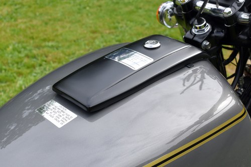 1976 Suzuki GT750A In vendita (immagine 51 di 128)