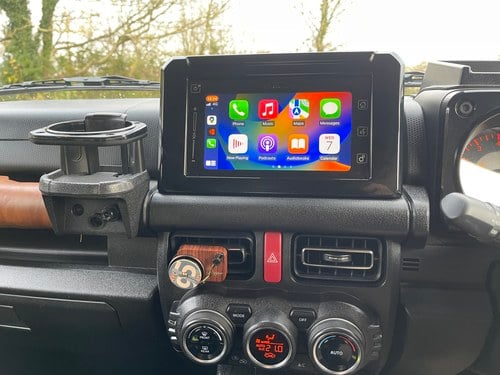 2018 Suzuki Jimny SZ5 1.5 4X4 – Formerly Late Brake Show In vendita (immagine 20 di 33)