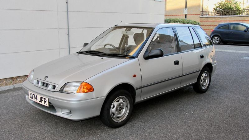 NO RESERVE - 2000 Suzuki Swift GLX For Sale (picture 1 of 128)