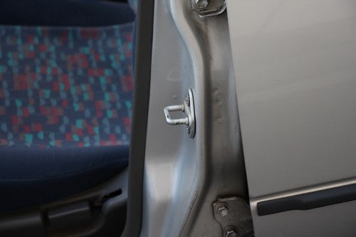 NO RESERVE - 2000 Suzuki Swift GLX For Sale (picture 50 of 128)