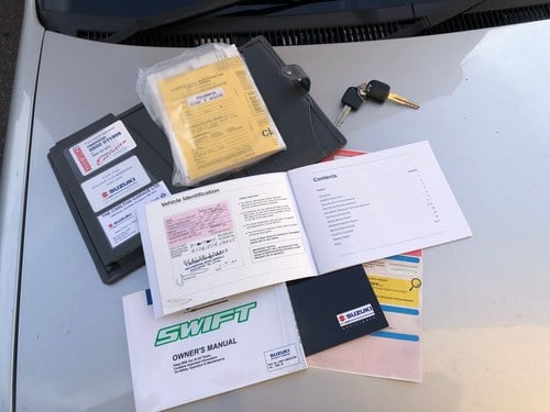 NO RESERVE - 2000 Suzuki Swift GLX For Sale (picture 122 of 128)