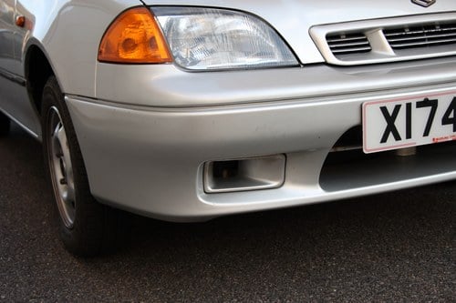 NO RESERVE - 2000 Suzuki Swift GLX For Sale (picture 63 of 128)