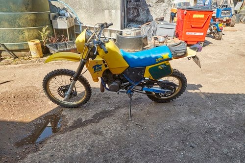 1988 Suzuki TSX250 till salu (bild 9 av 78)