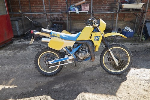 1988 Suzuki TSX250 till salu (bild 4 av 78)