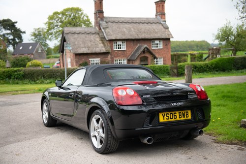 NO RESERVE - 2006 Toyota MR2 Roadster VVTI For Sale (picture 12 of 158)