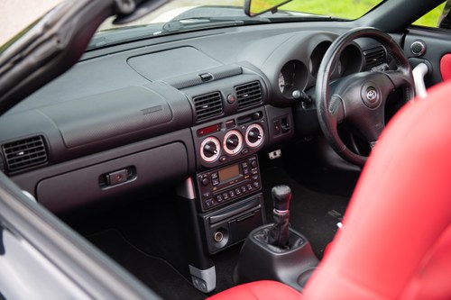 NO RESERVE - 2006 Toyota MR2 Roadster VVTI For Sale (picture 22 of 158)
