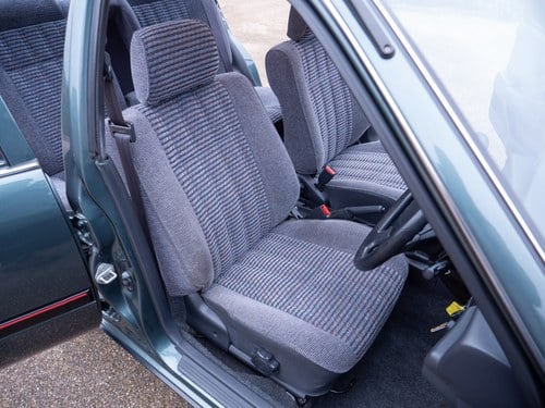 1991 Toyota Carina 1.6 Matchplay Limited Edition Te koop (foto 62 van 179)