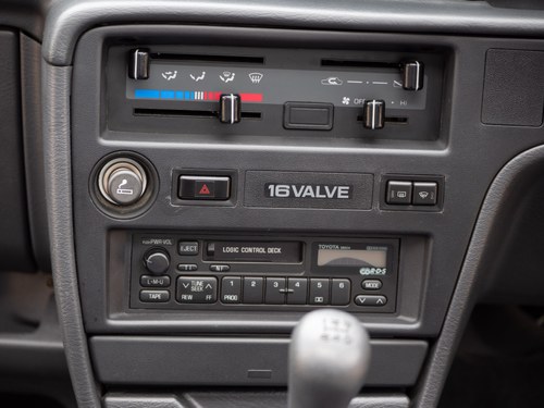 1991 Toyota Carina 1.6 Matchplay Limited Edition Te koop (foto 40 van 179)