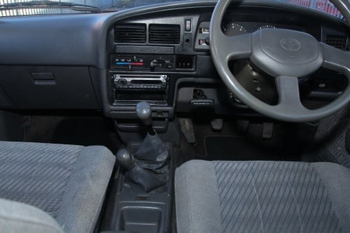 1992 Toyota Hilux Pick-up En venta (imagen 45 de 82)