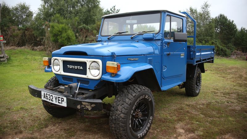 1983 Toyota Land Cruiser FJ45 pickup For Sale (picture 1 of 116)