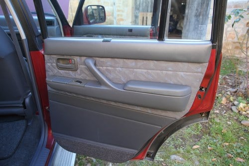 1997 Toyota Land Cruiser HZJ80 LHD For Sale (picture 91 of 214)