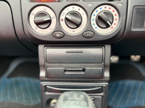 2001 Toyota MR2 MK3 Roadster (W30) In vendita (immagine 44 di 113)