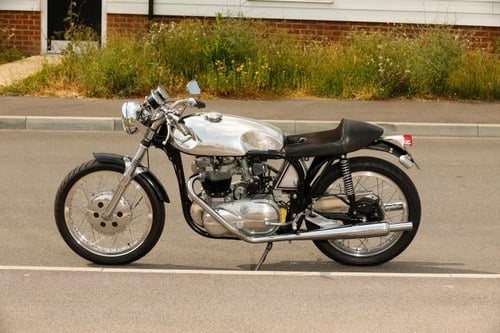 1954 Triton Pre-Unit 750cc Café Racer à vendre (picture 8 of 173)