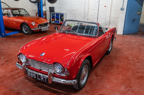 1962 Triumph TR4 Te koop (foto 21 van 123)