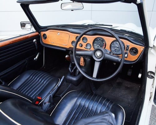 1968 Triumph TR5 PI (RHD) For Sale (picture 27 of 88)