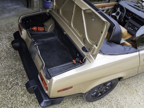 1980 Triumph TR8 Convertible In vendita (immagine 60 di 119)