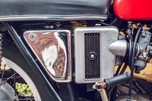 1971 Triumph Bonneville T120 In vendita (immagine 50 di 110)