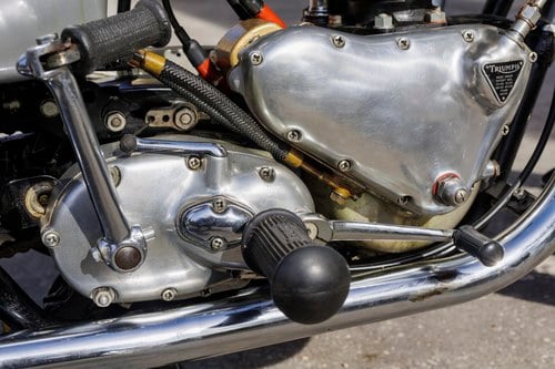 1961 Triumph Bonneville T120 R In vendita (immagine 70 di 105)