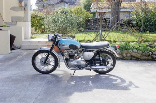 1961 Triumph Bonneville T120 R In vendita (immagine 2 di 105)