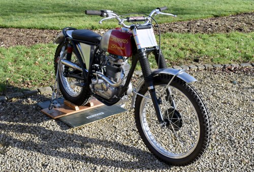 1970 Triumph Comerford 250 Trophy zum Verkauf (Bild 11 von 54)