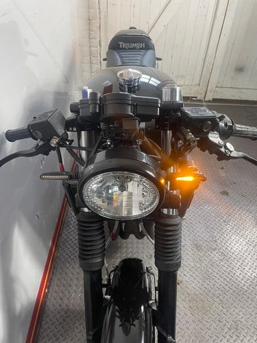 1994 Triumph 900 CRK café racer For Sale (picture 27 of 57)