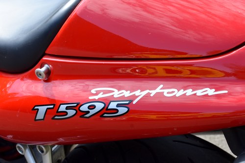NO RESERVE - 1998 Triumph Daytona T595 For Sale (picture 65 of 104)