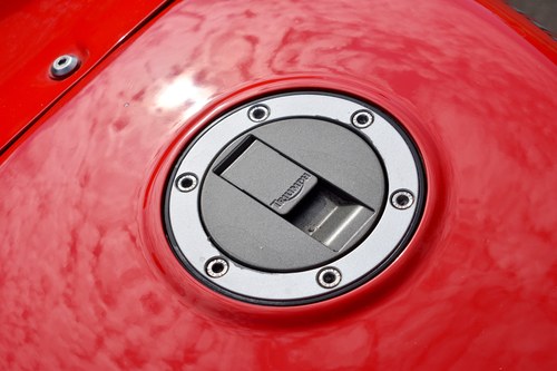 NO RESERVE - 1998 Triumph Daytona T595 For Sale (picture 58 of 104)