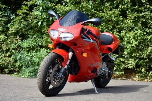 NO RESERVE - 1998 Triumph Daytona T595 For Sale (picture 3 of 104)